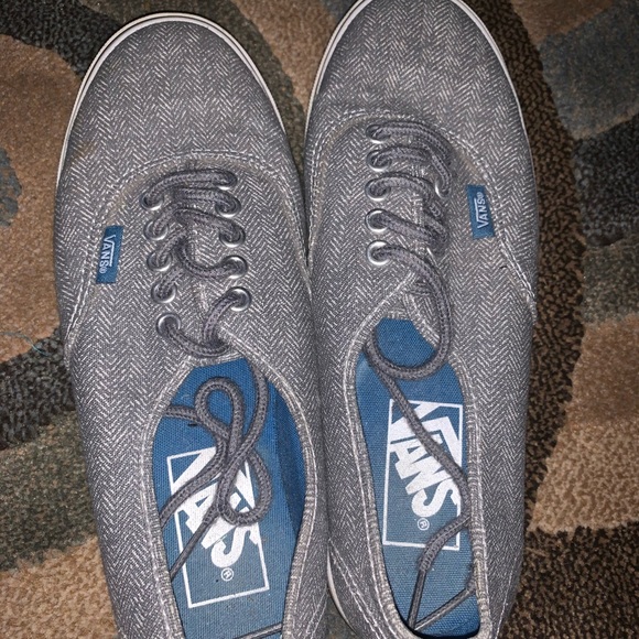 Grey vans - Picture 2 of 4